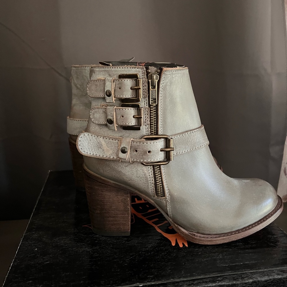 Freebird Bolo Ice Size 9